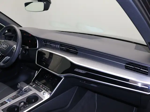 Audi A6 view 9