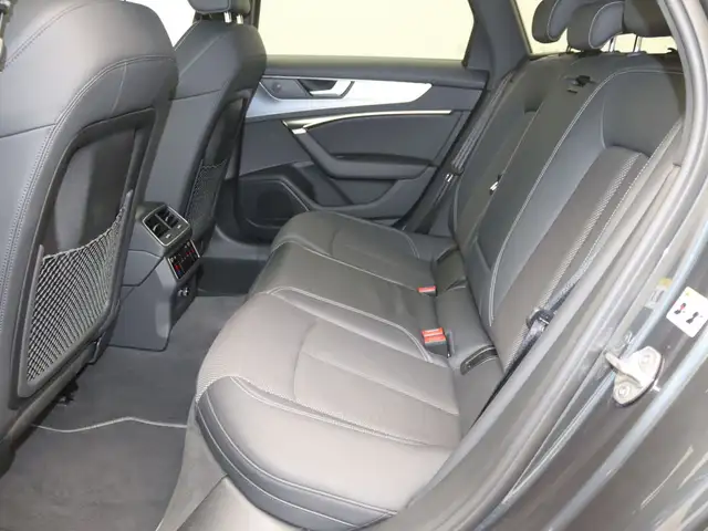 Audi A6 view 13