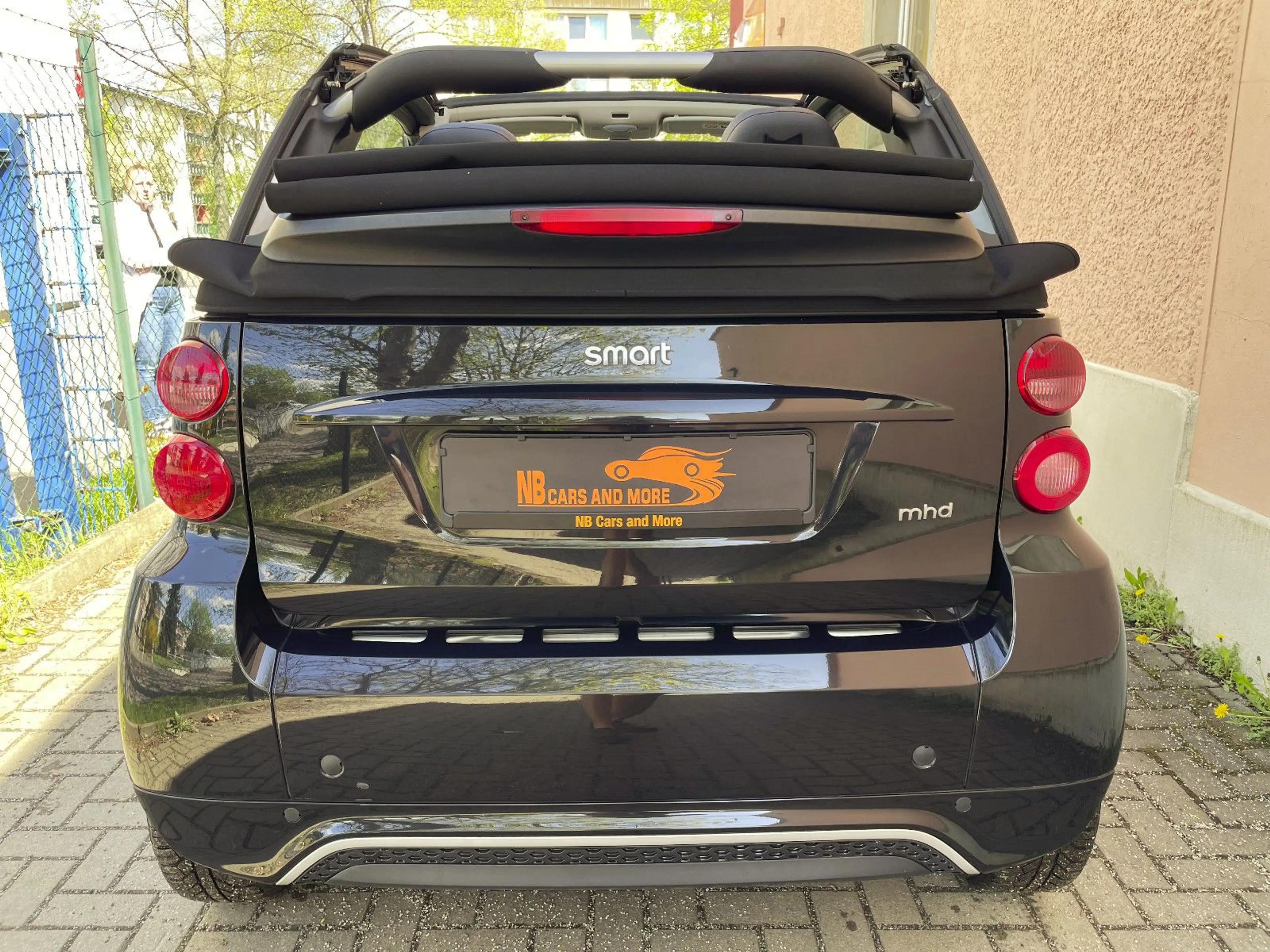smart forTwo fortwo cabrio Micro Hybrid Drive 52 kW — photo 5
