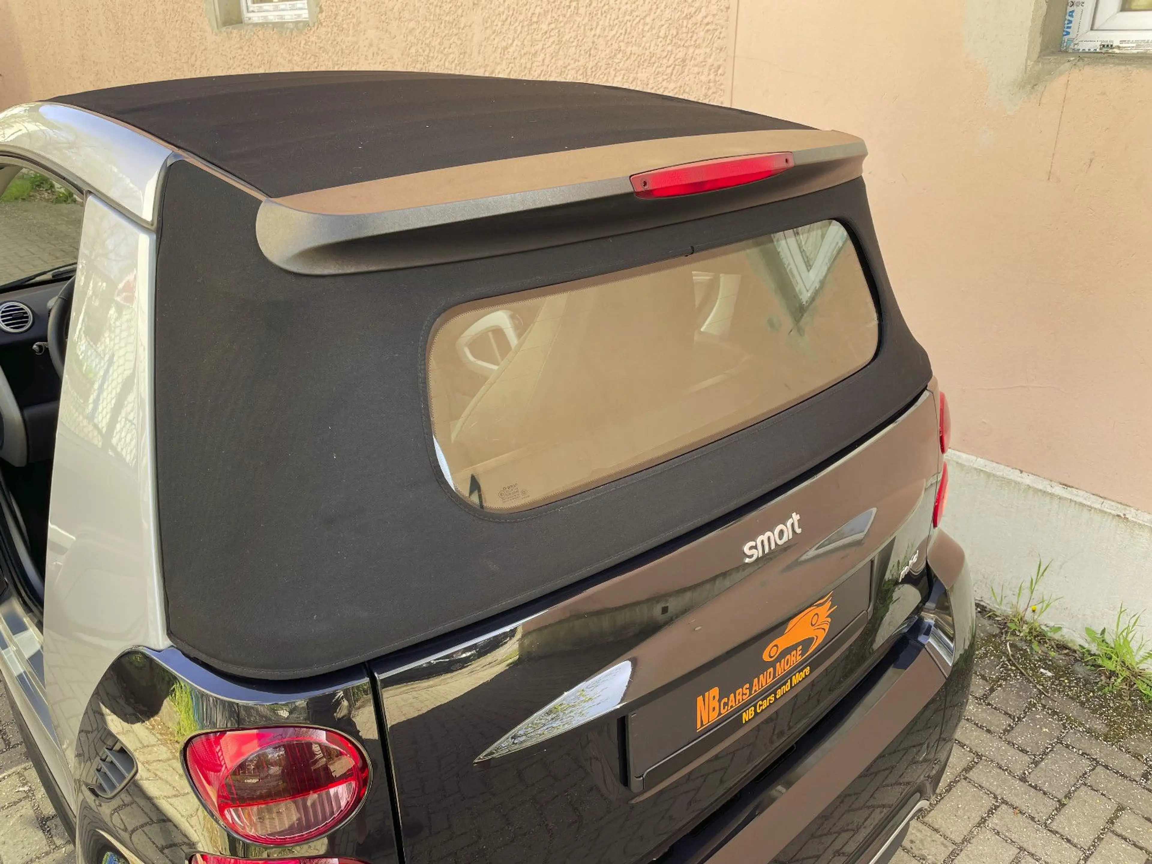 smart forTwo fortwo cabrio Micro Hybrid Drive 52 kW — photo 26