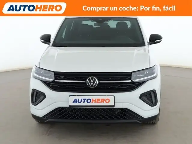 Volkswagen T-Cross view 9