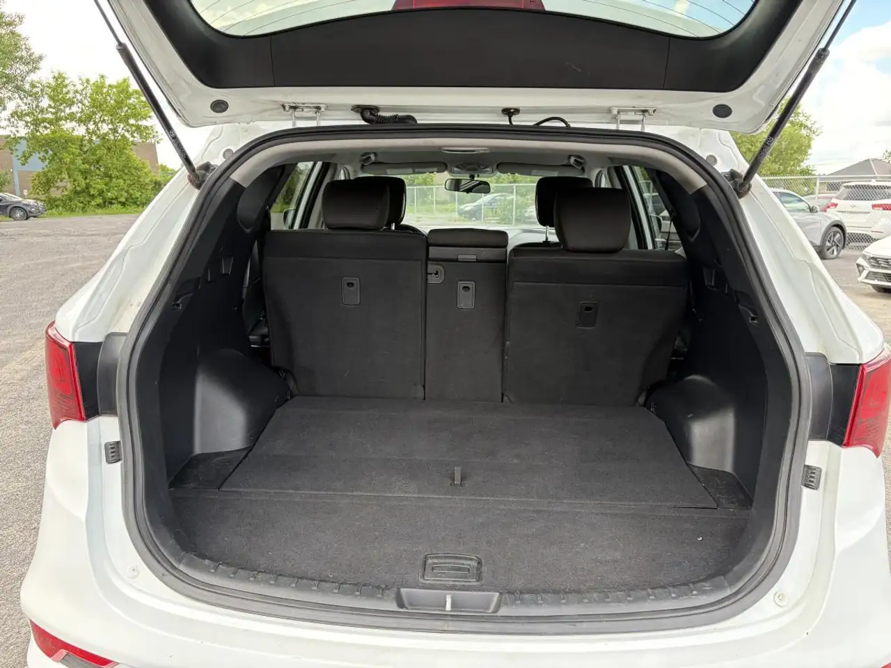 Hyundai SANTA FE снимка Hyundai SANTA FE
