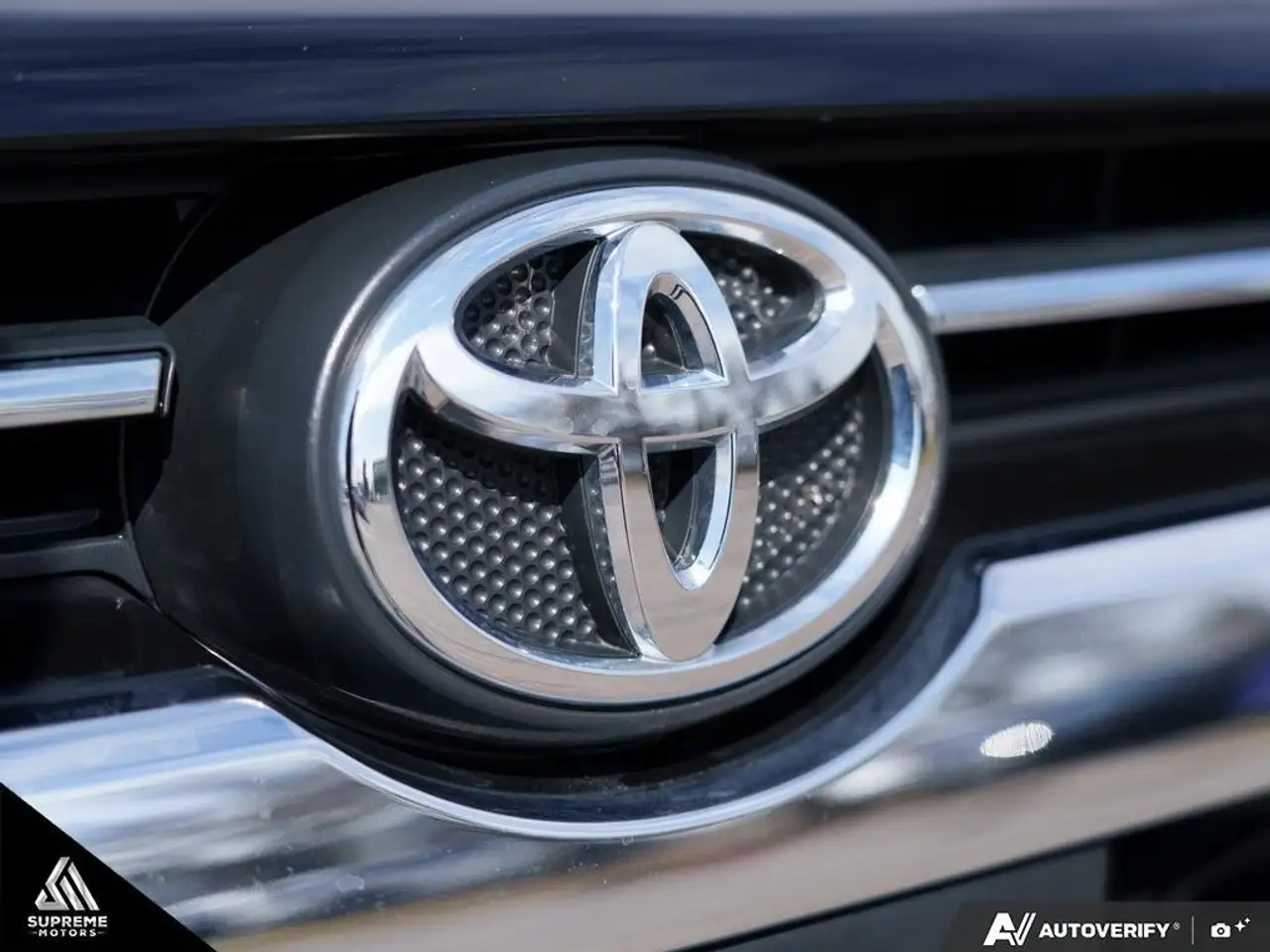 Toyota 4-Runner снимка Toyota 4-Runner