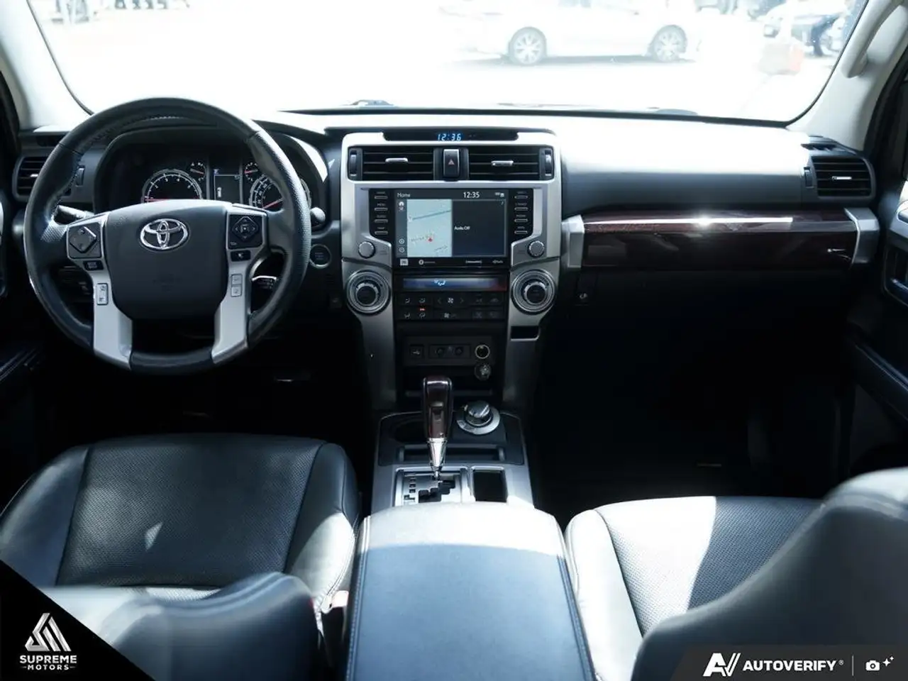 Toyota 4-Runner снимка Toyota 4-Runner