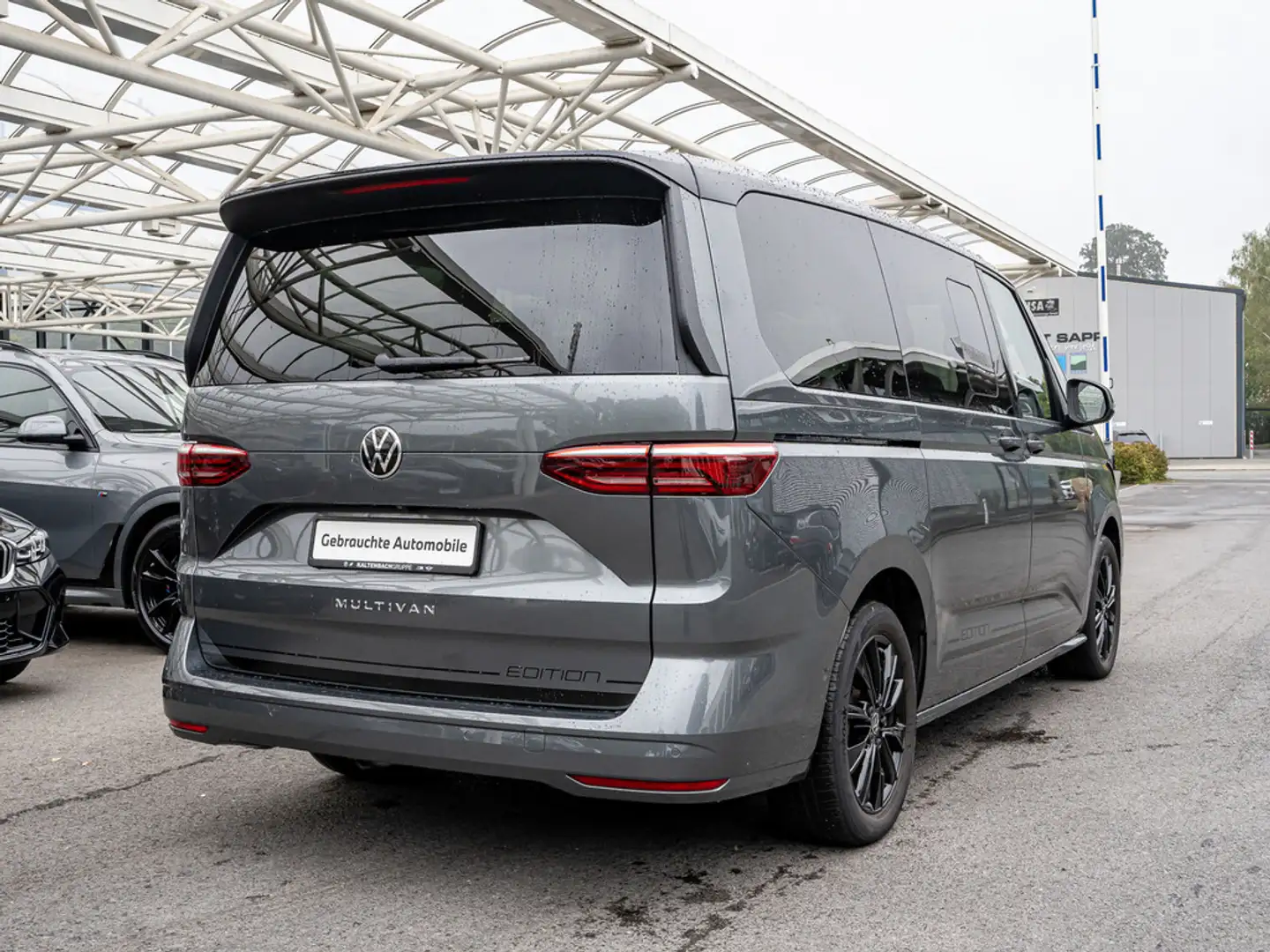 Volkswagen T7 Multivan 2.0 TDI Edition lang STANDHZ PANO Grau - 2