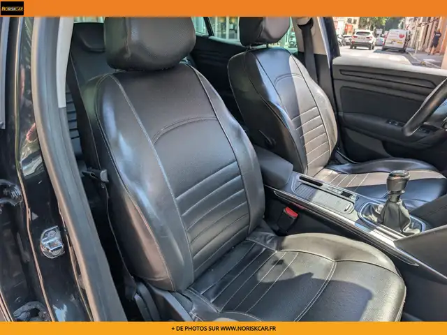 Renault Megane view 8