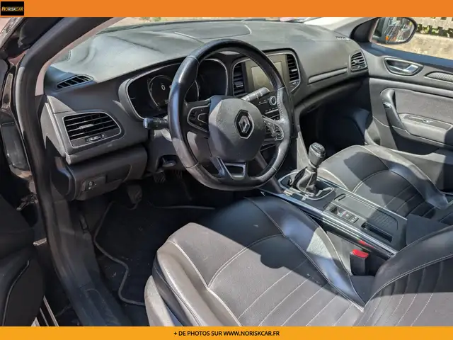 Renault Megane view 6
