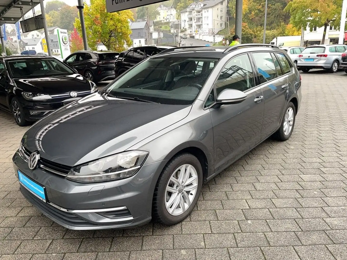 Volkswagen Golf Variant 2.0 TDI Comfortline Navi AHK Sitzhz Gris - 2