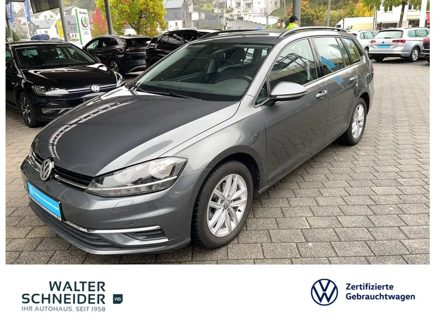 Volkswagen Golf Variant 2.0 TDI Comfortline Navi AHK Sitzhz Grau - 1