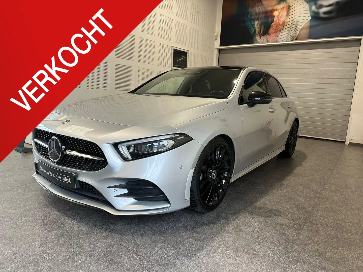 Mercedes-Benz A 180 A AMG Line Срібний - 1