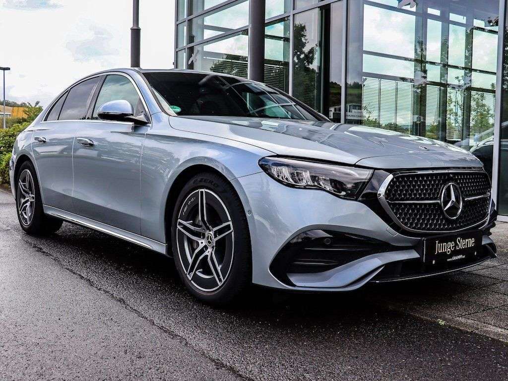Mercedes-Benz E 200