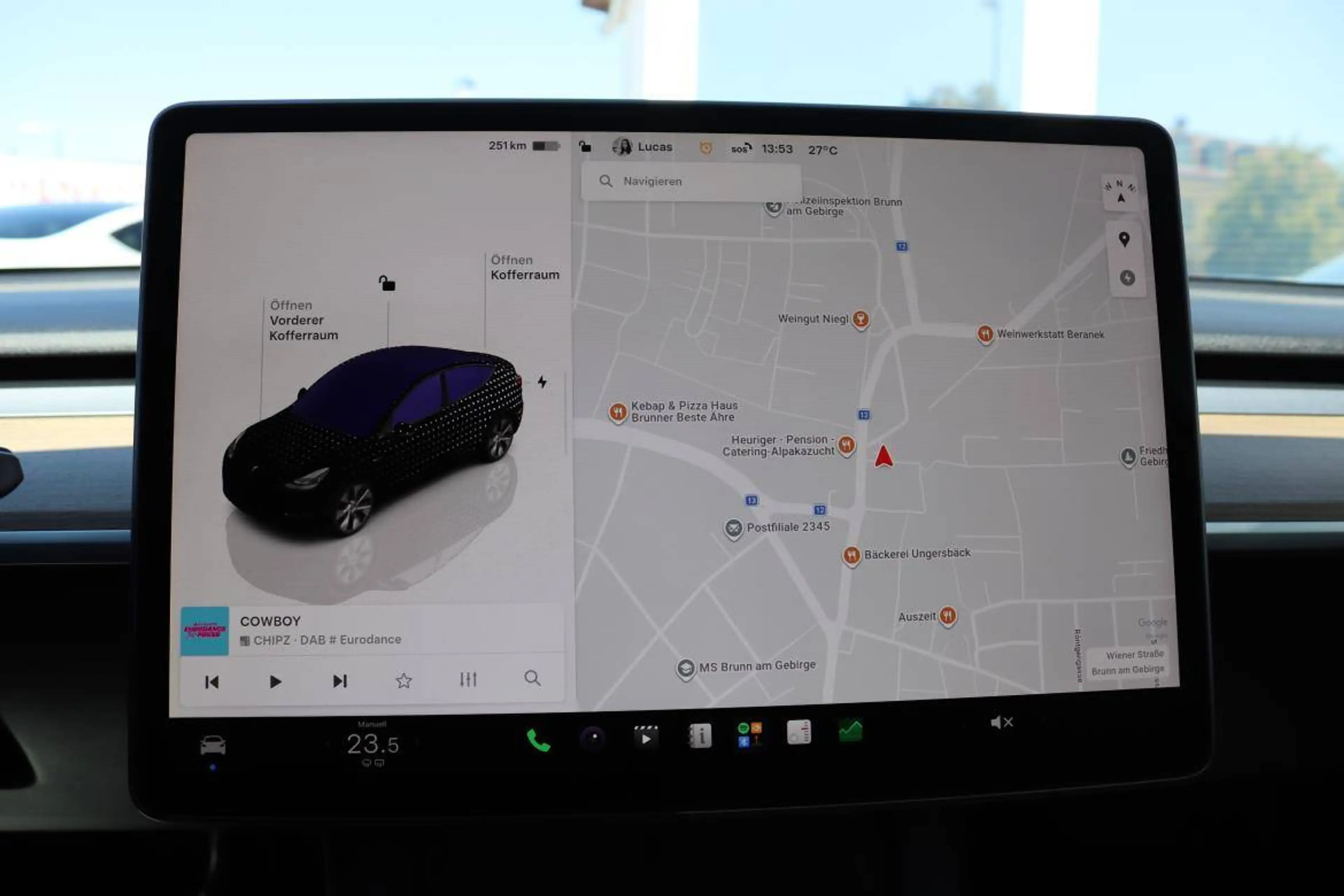 Tesla Model Y Long Range Dual AWD 79kWh — photo 11