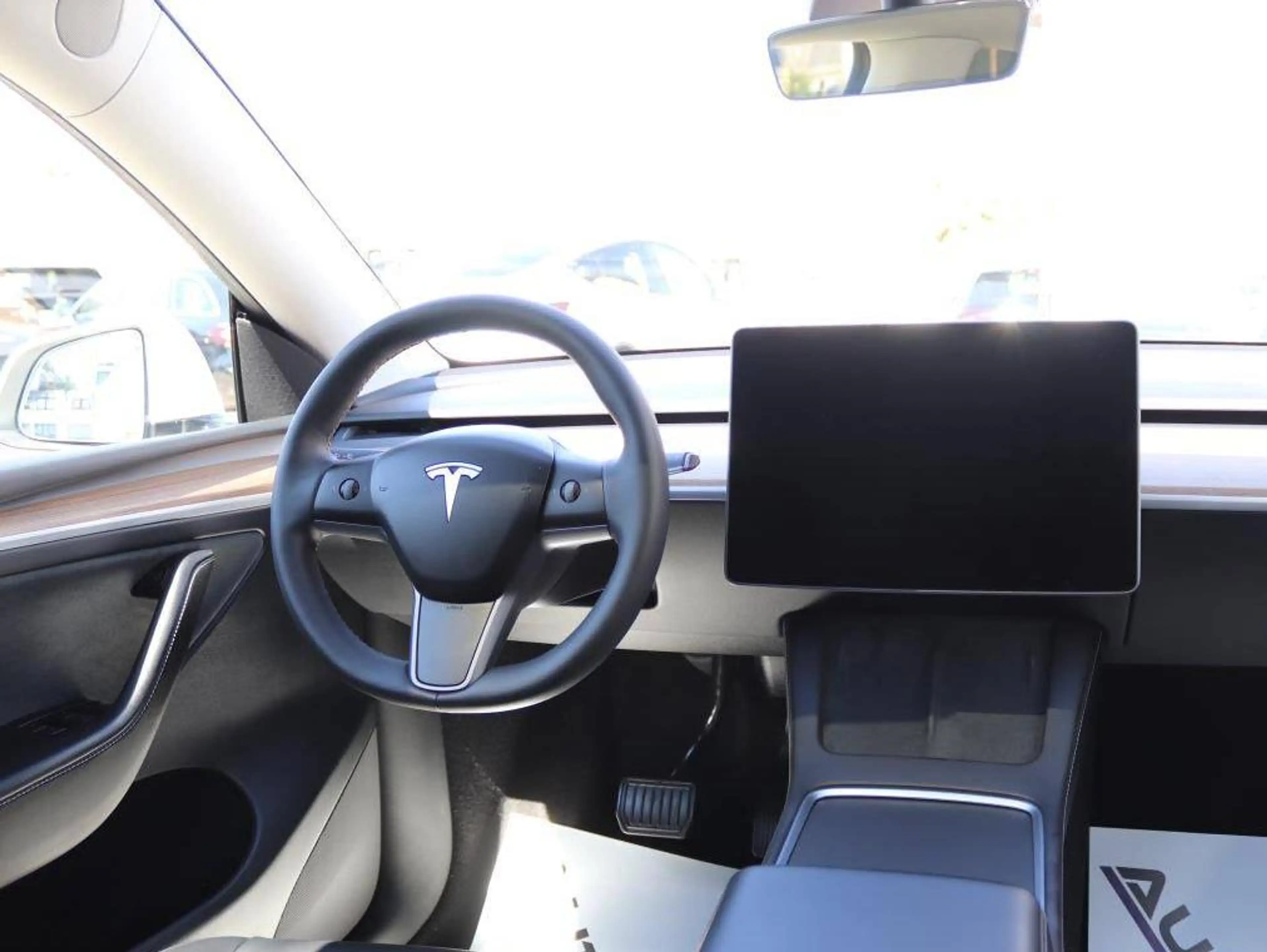 Tesla Model Y Long Range Dual AWD 79kWh — photo 10
