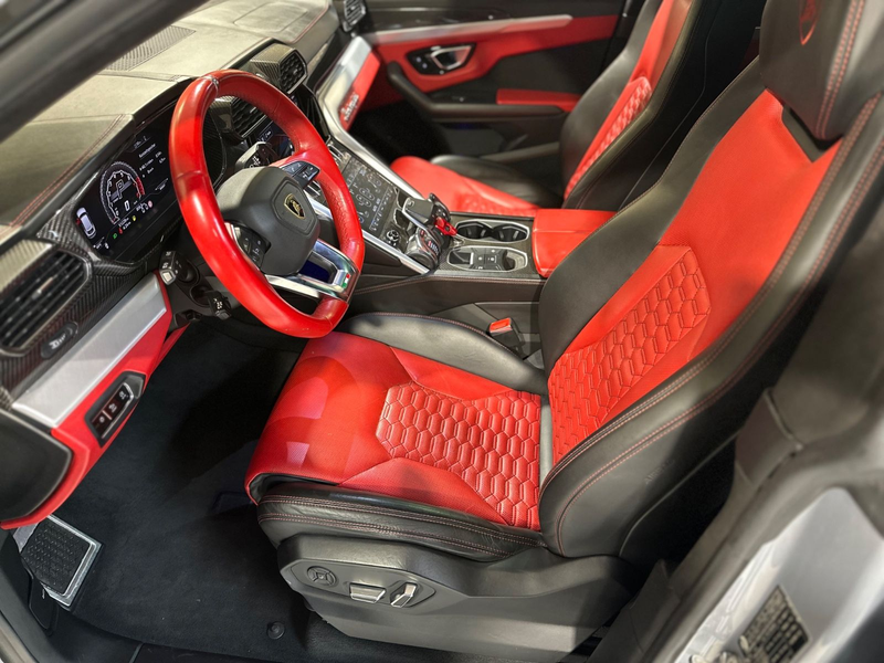 Lamborghini Urus 4.0 V8 *CARBON*AKRAPOVIC*HUD*STERNENHIMMEL* — photo 7