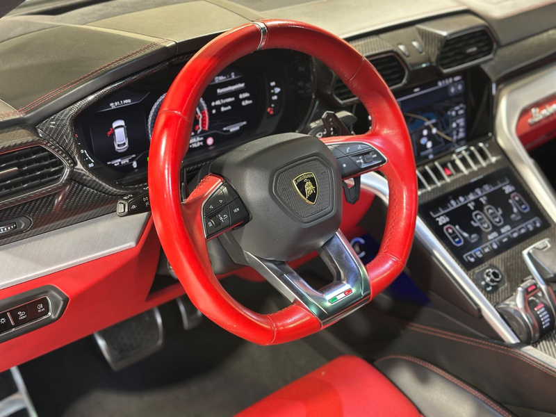 Lamborghini Urus 4.0 V8 *CARBON*AKRAPOVIC*HUD*STERNENHIMMEL* — photo 8