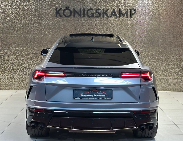 Lamborghini Urus 4.0 V8 *CARBON*AKRAPOVIC*HUD*STERNENHIMMEL* — photo 3