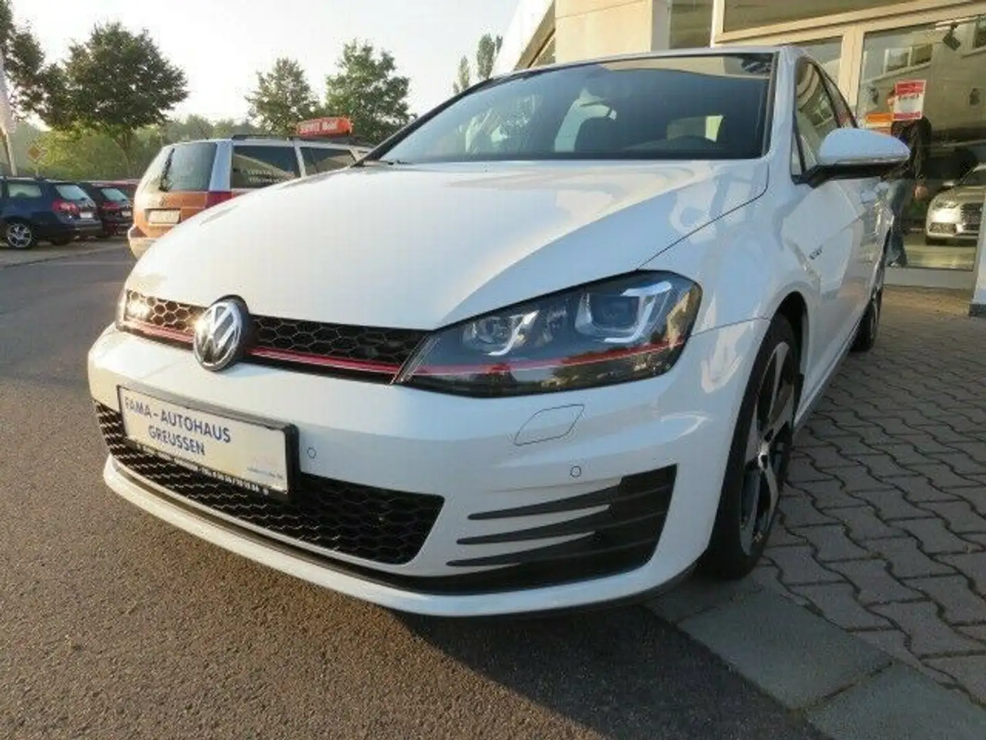 Volkswagen Golf VII Lim. GTI / DYNAUDIO Soundsystem Weiß - 1