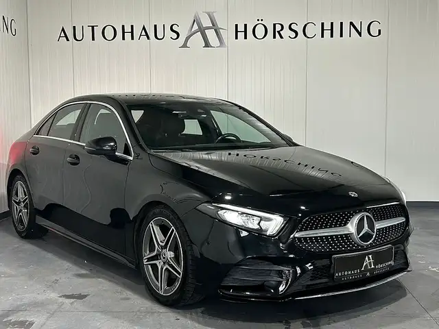 Mercedes-Benz A 180 d Limousine Aut.//AMG-Paket//Ambiente//