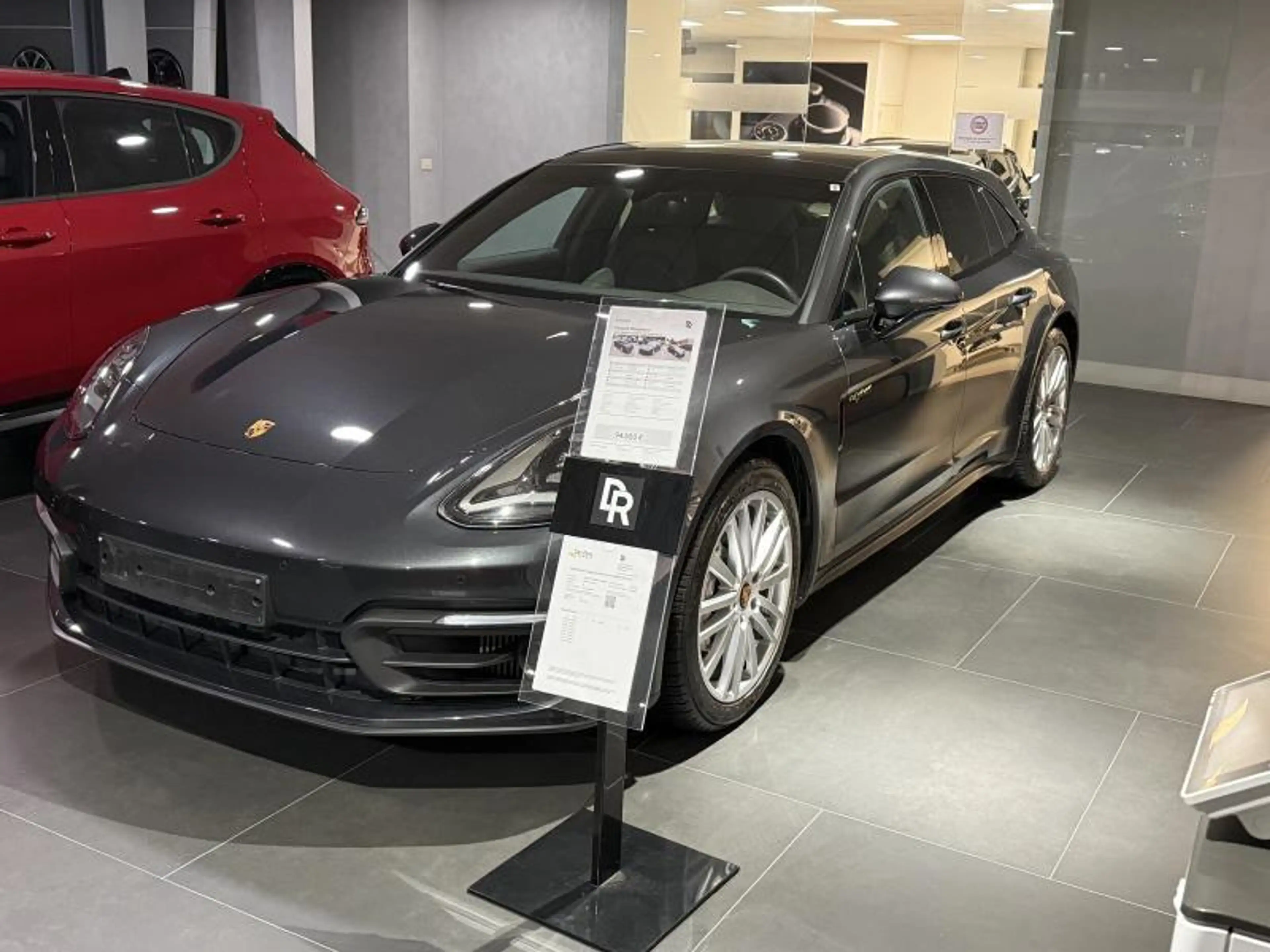 Porsche Panamera Sport Turismo 4 E-Hybrid Platinium Edition Ed — photo 6