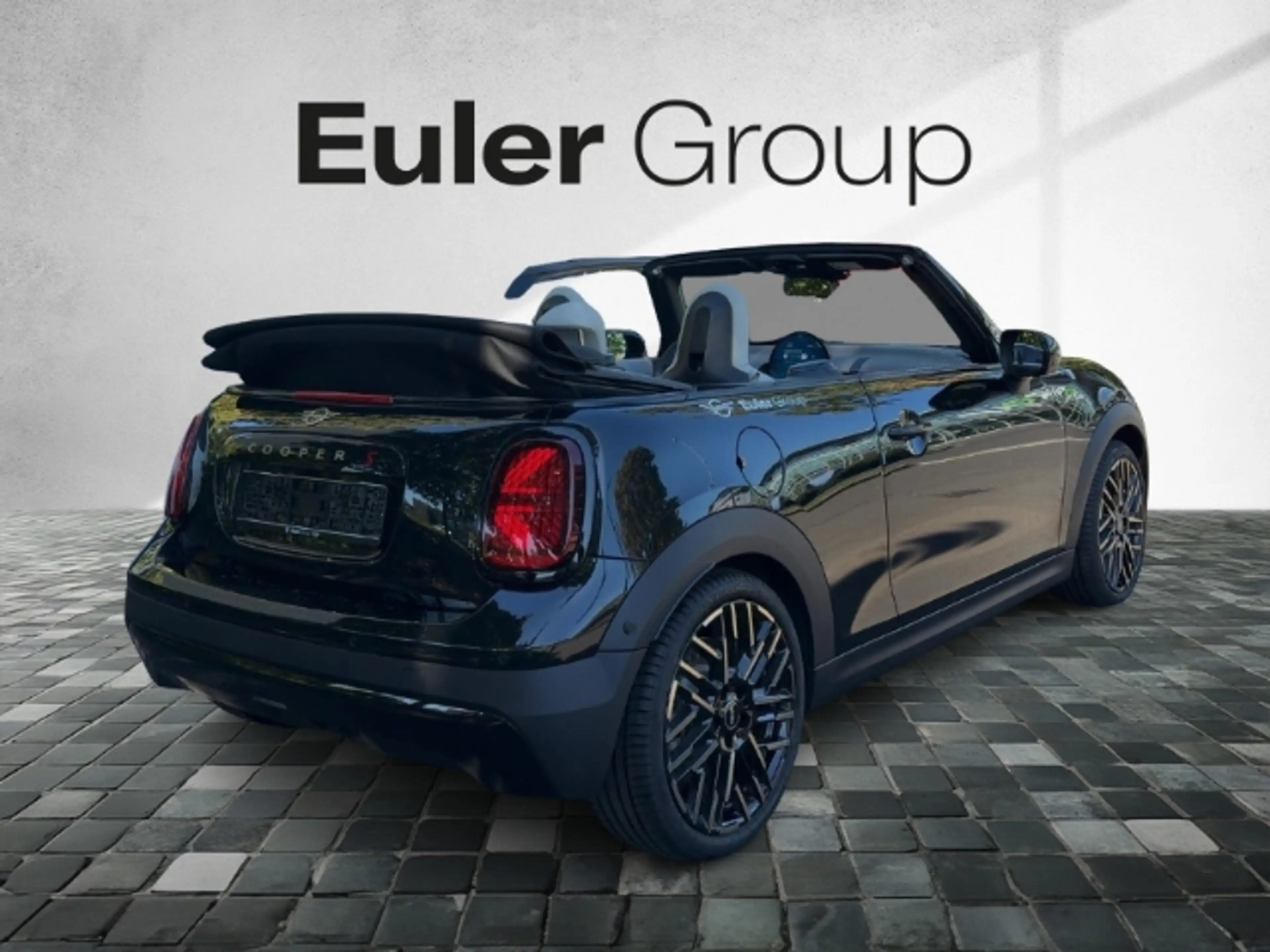 MINI Cooper S Cabrio HUD Navi HarmanKardon LED Kurvenlicht Mehrzonenkli — photo 4