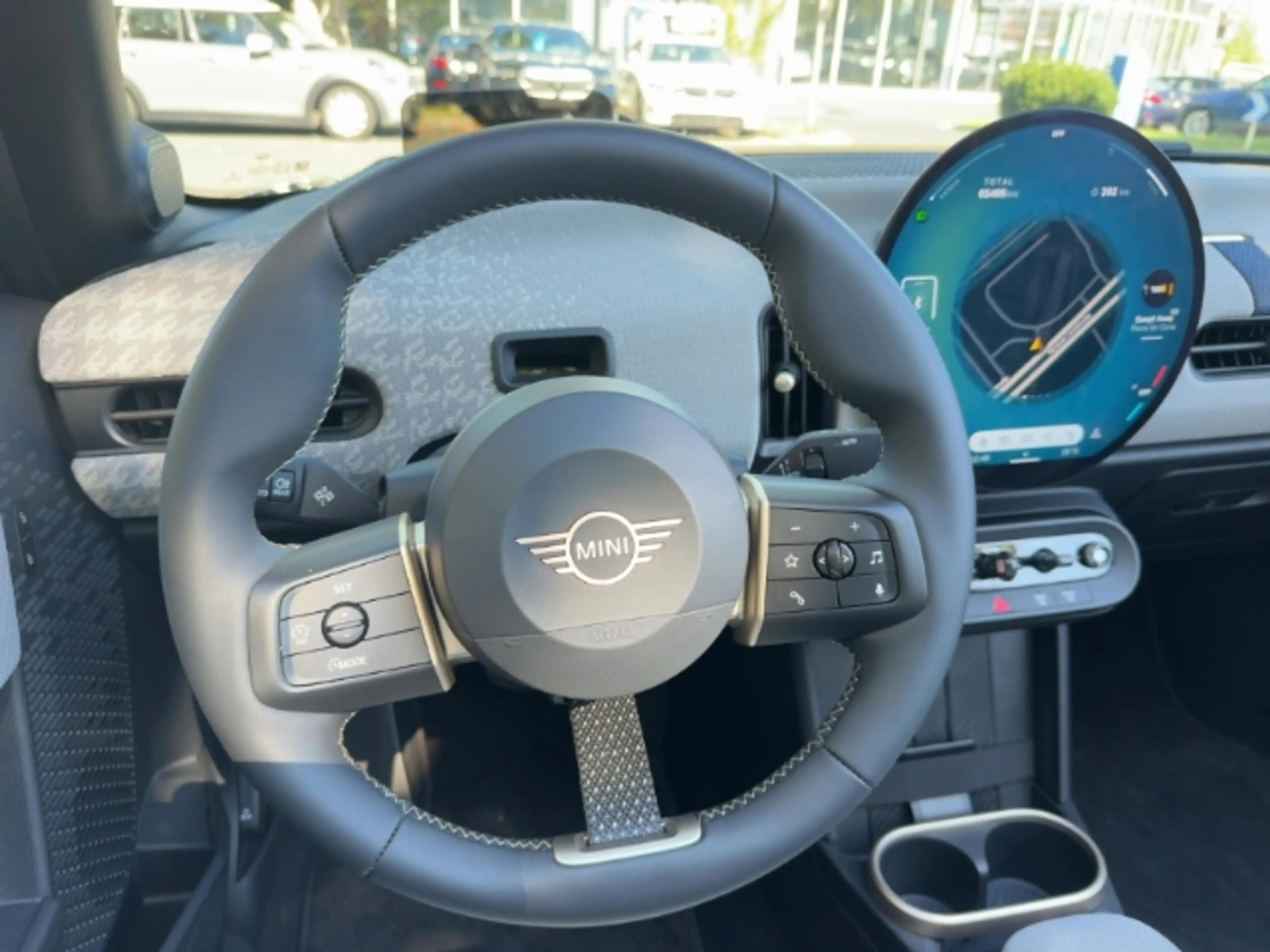 MINI Cooper S Cabrio HUD Navi HarmanKardon LED Kurvenlicht Mehrzonenkli — photo 9