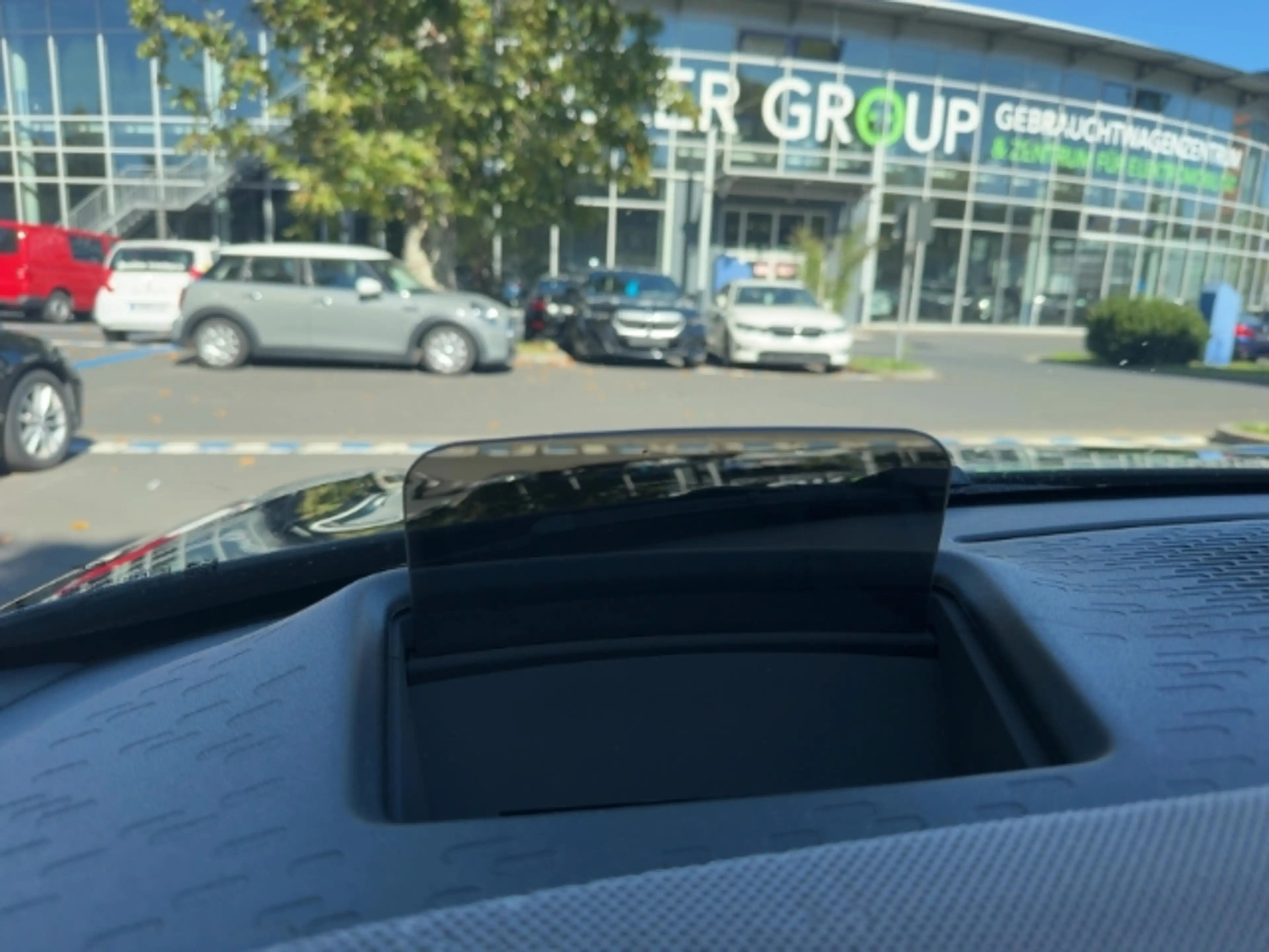 MINI Cooper S Cabrio HUD Navi HarmanKardon LED Kurvenlicht Mehrzonenkli — photo 14