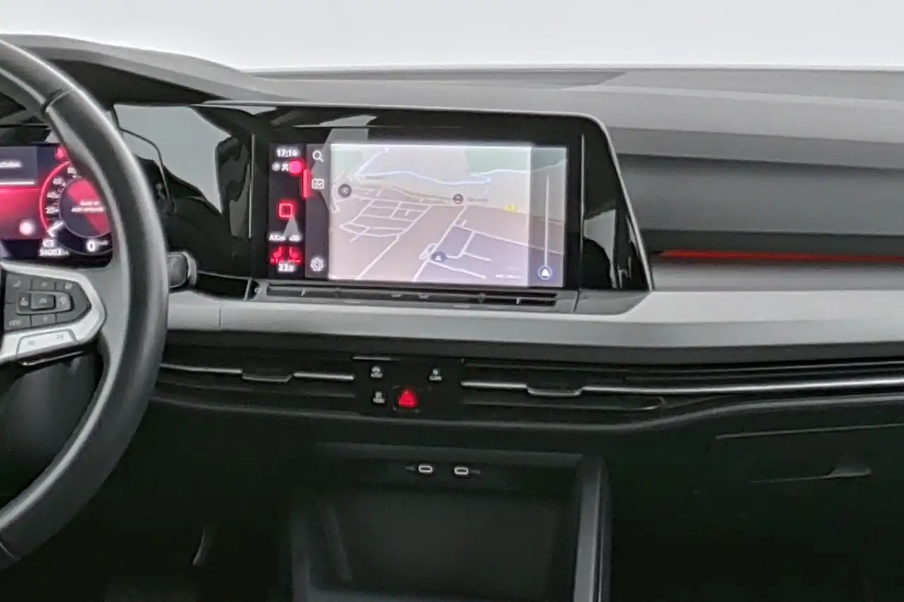 Volkswagen Golf 2.0 TDI Life Navi|Sitz-&LRHZ|CarPlay+AA|AHK 12