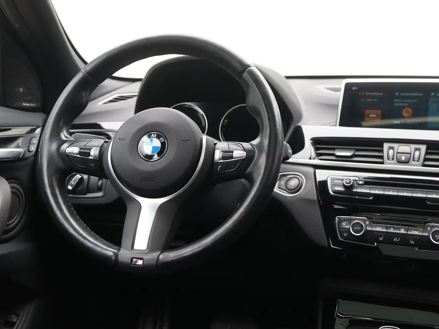 BMW X1 sDrive18i High Executive Nero - 2