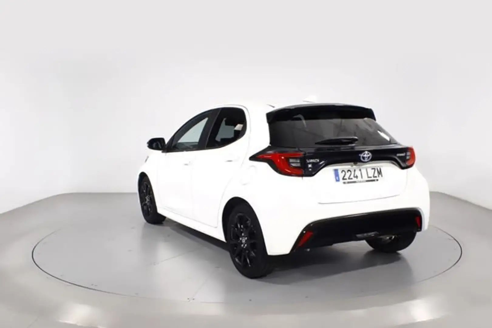 Toyota Yaris 1.5 VVT-I HYBRID STYLE 5P Blanco - 2