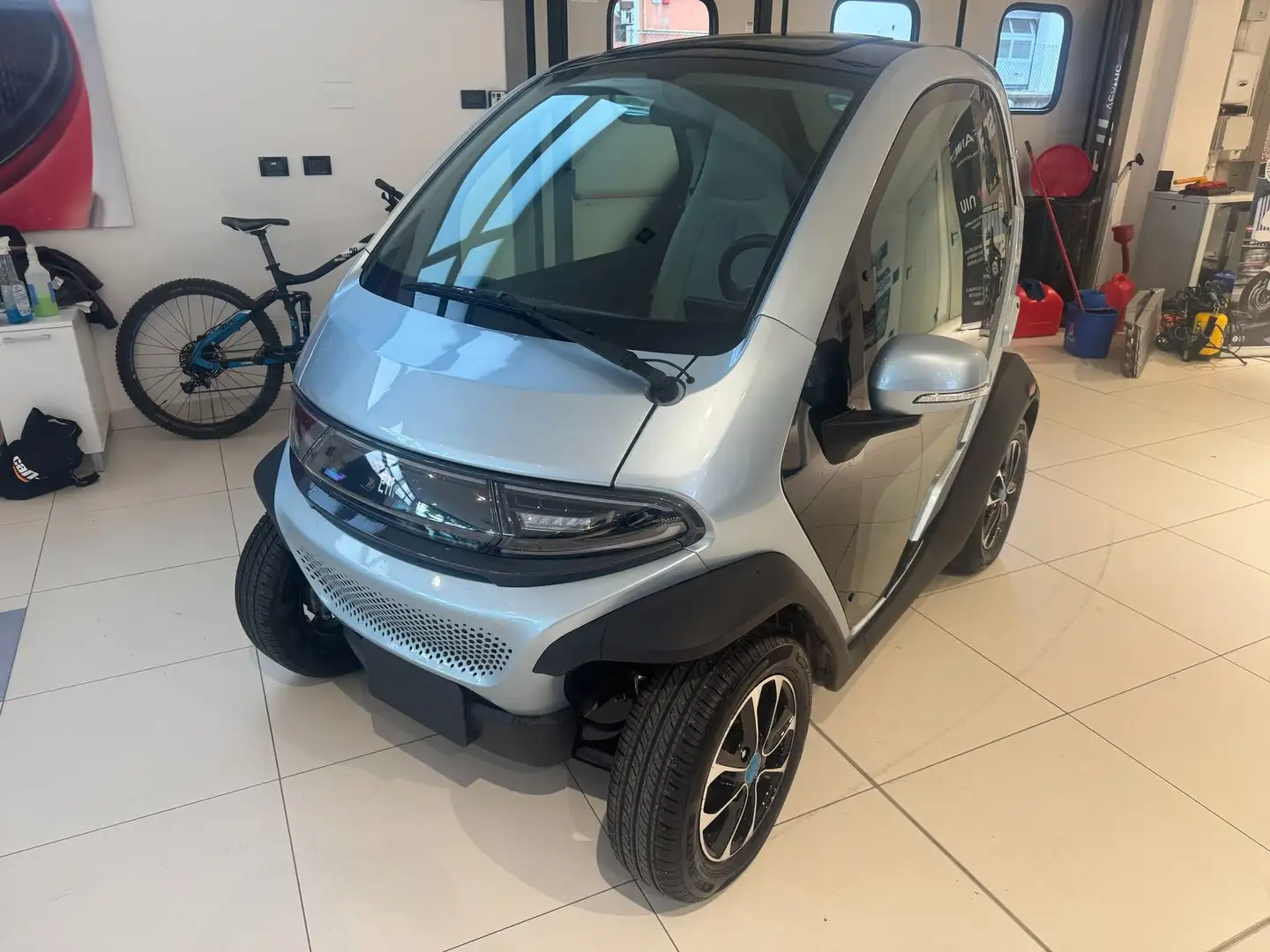 Microcar ELI ZERO Argento - 1