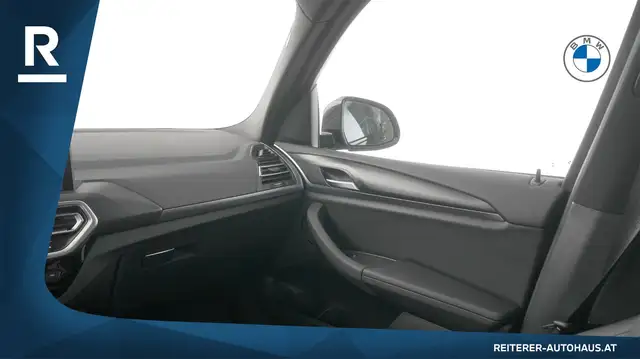 BMW X3 view 25