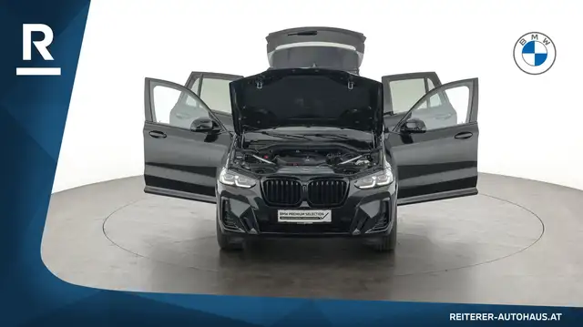 BMW X3 view 8