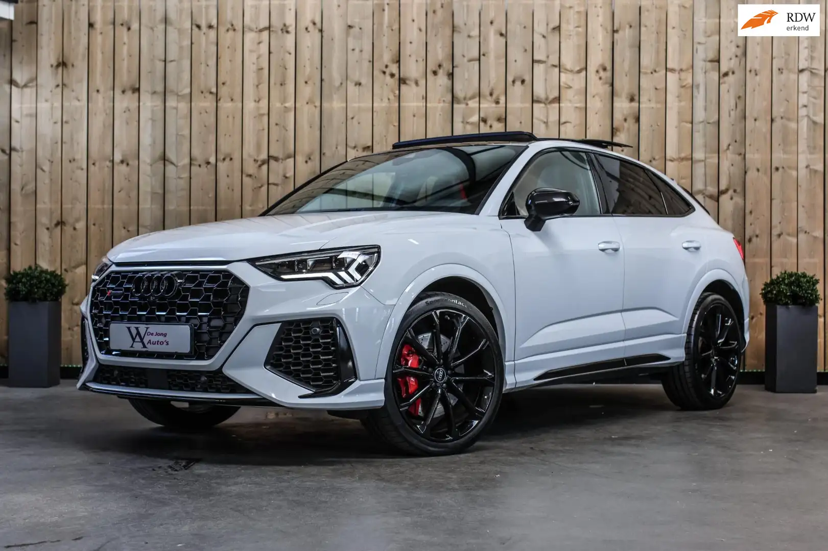 Audi RS Q3 RSQ3 Sportback TFSI *Pano*360 Camera*RS-Stoelen*Ke Wit - 1