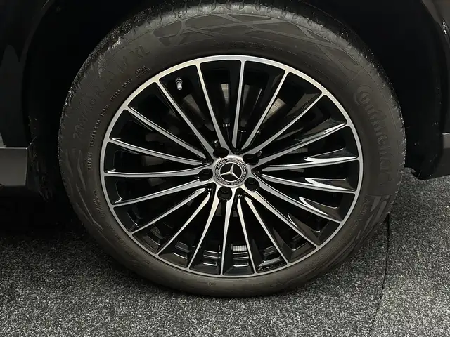 Mercedes-Benz GLC Class view 8