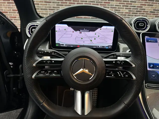 Mercedes-Benz GLC Class view 10