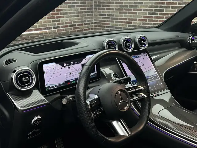 Mercedes-Benz GLC Class view 3