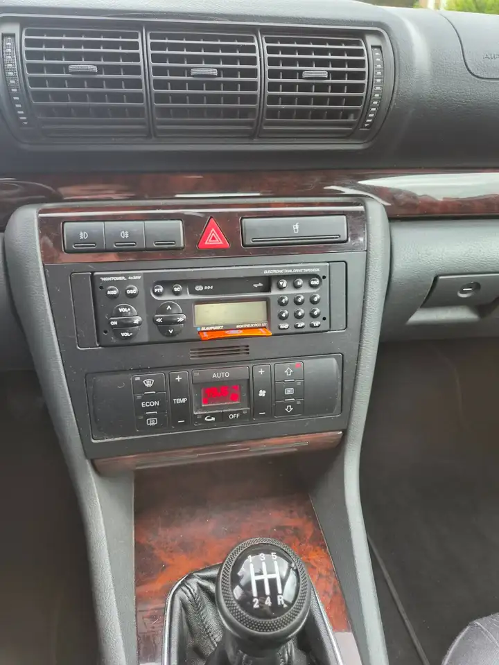 Audi A4 1.9 TDi Advance, foto 7