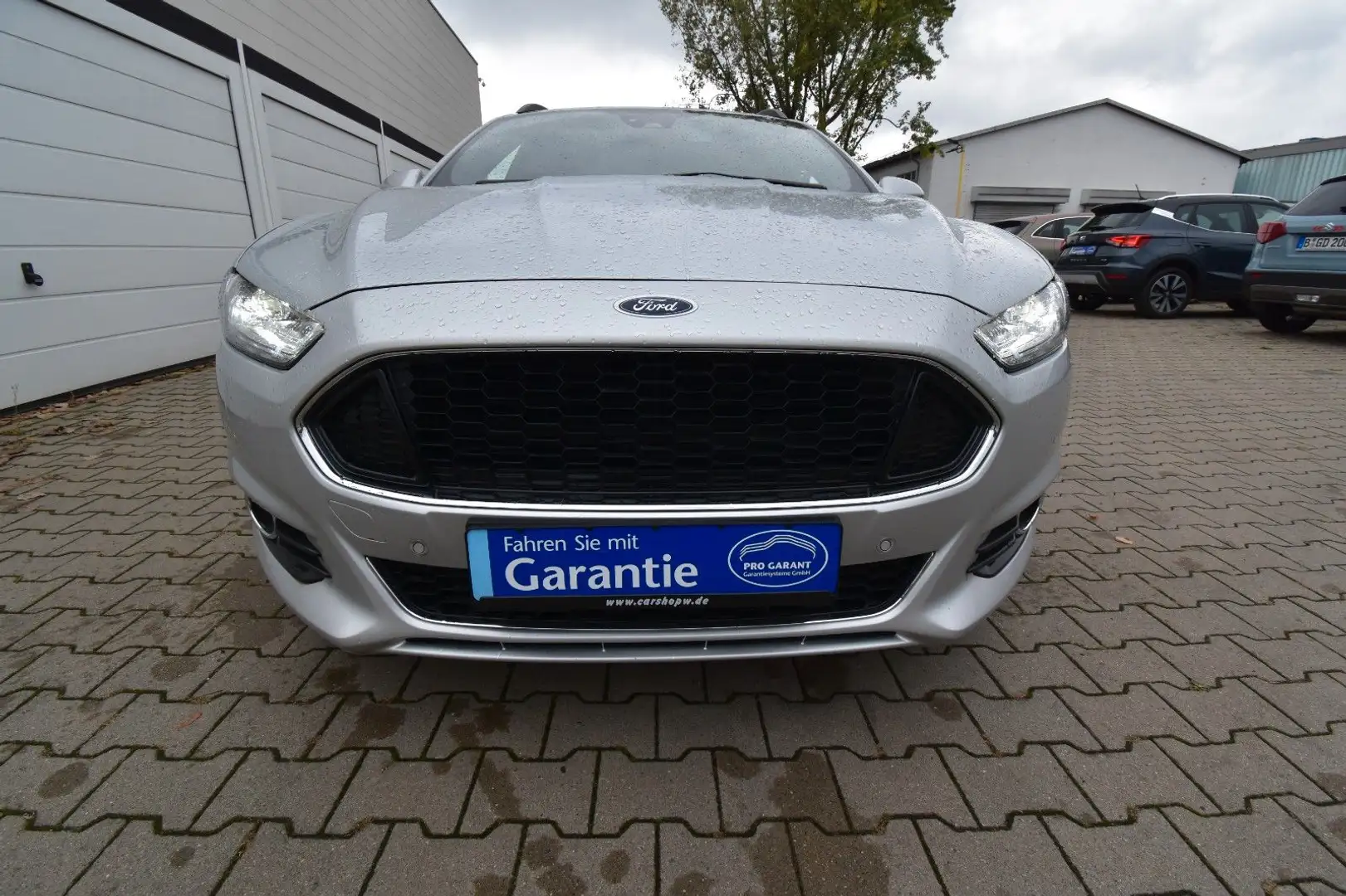 Ford Mondeo Turnier ST-Line Panorama LED Rückfahrk. Silber - 2