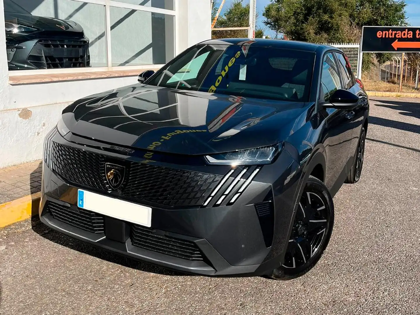 Peugeot 3008 Hybrid Allure eDCS6 145 Gris - 1