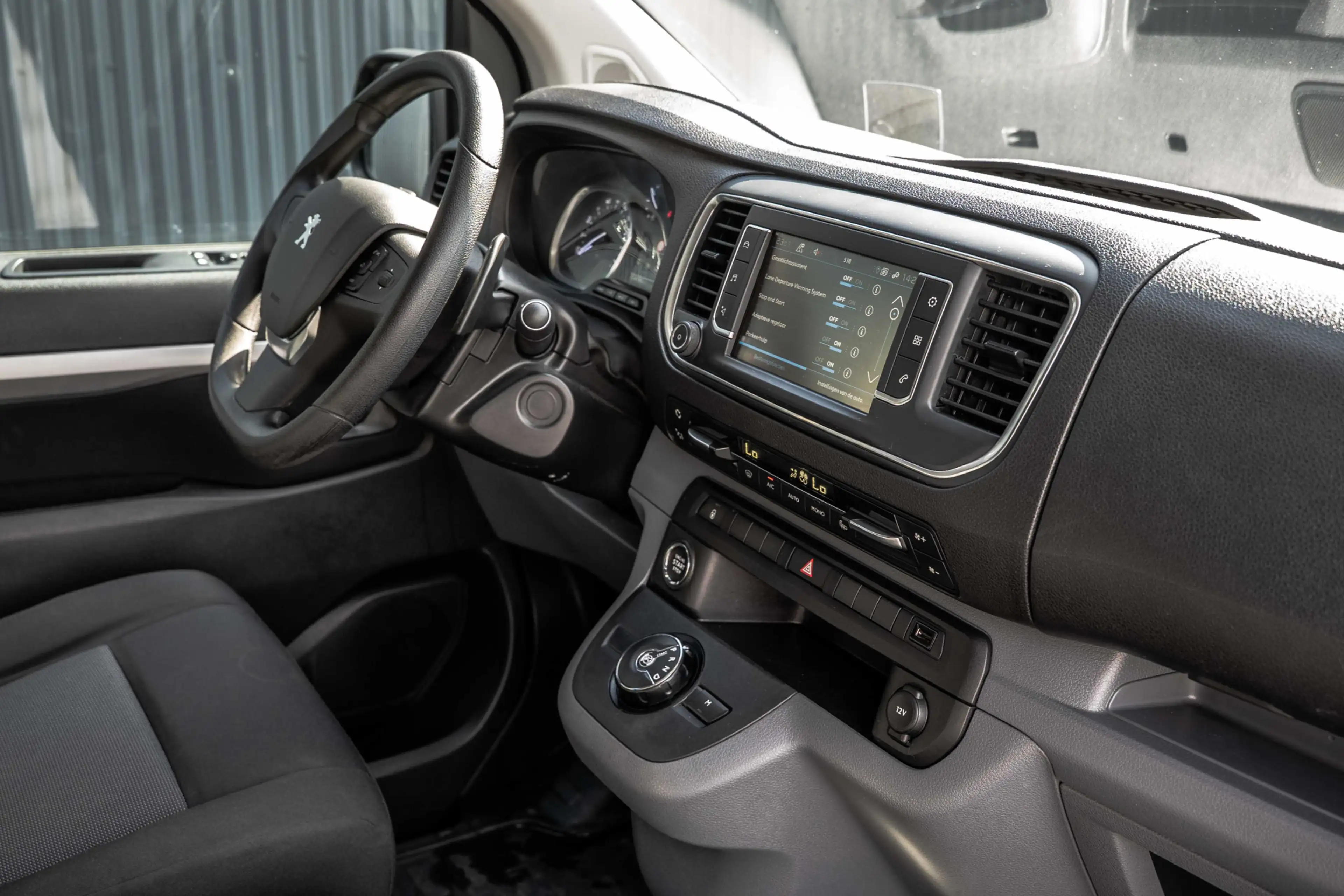 Peugeot Expert 2.0 BlueHDi 120 | Automaat | 6-Zits | 360° Camera — photo 2