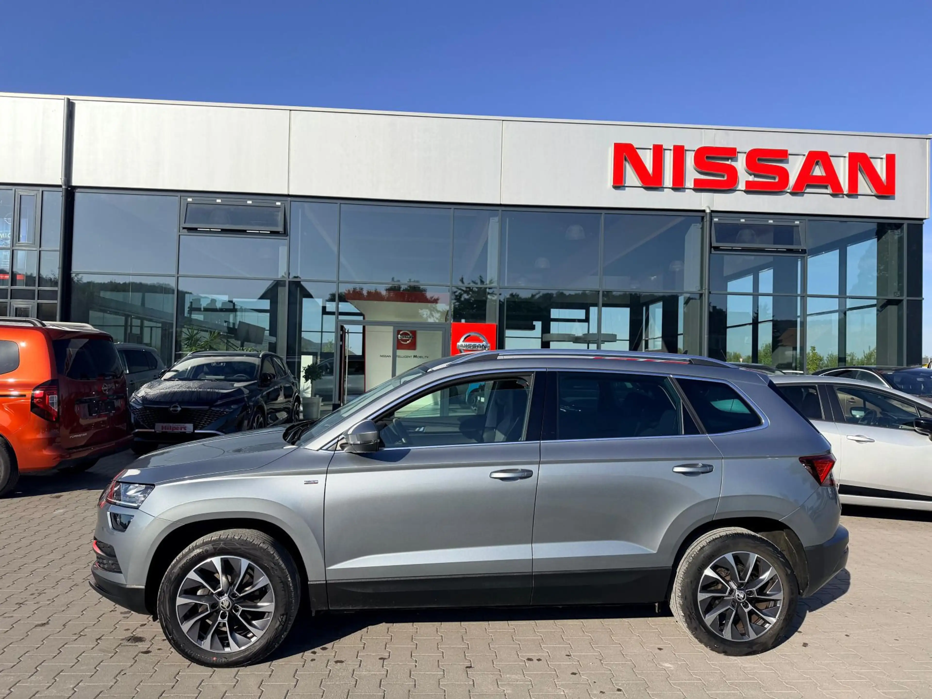 Skoda Karoq 1.5 TSI ACT Drive 125 AHK TOTWINKEL KAMERA — photo 3