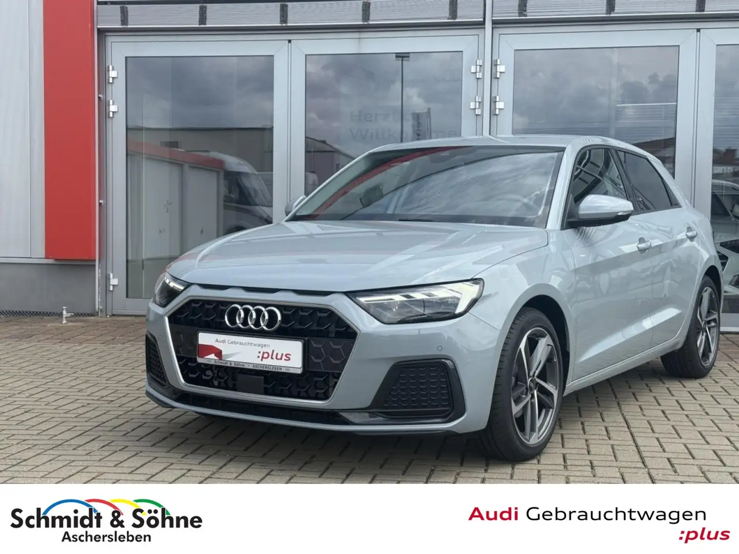 Audi A1 Sportback advanced 30 TFSI S tronic LED+ACC Klima Grau - 1
