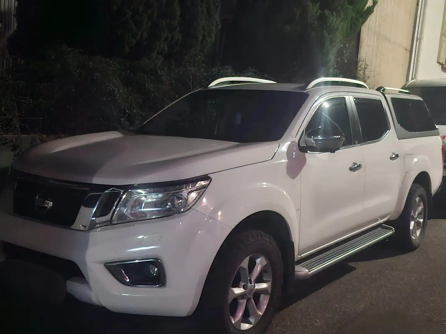 Nissan NP300 NP300 Navara DC Autm. Tekna Белый - 1