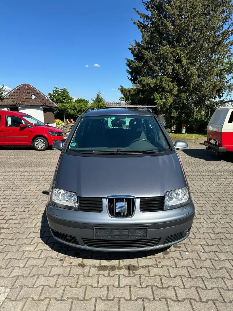 SEAT Alhambra 1.9 TDI Automatik Reference - 1