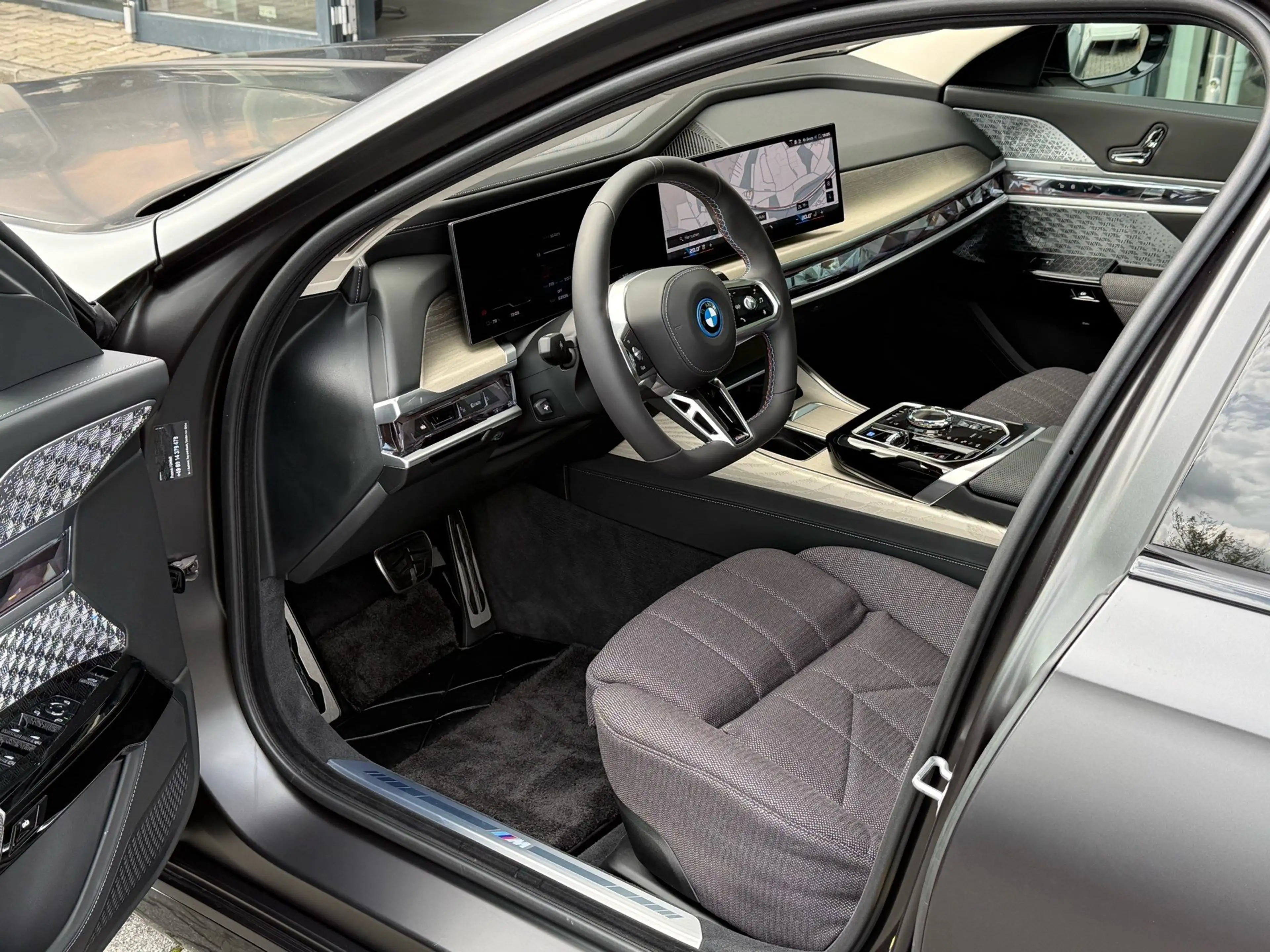 BMW i7 M70 xDrive M Performance Paket Ex.LoungeSeat. — photo 5