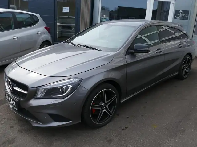 Mercedes-Benz CLA 220 CDI Shooting Brake Xenon Automatik Nav HU/AU 01/27
