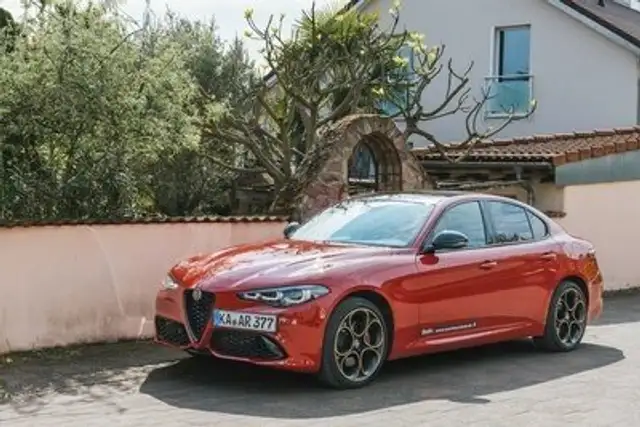 Alfa Romeo Giulia Intensa Q4
