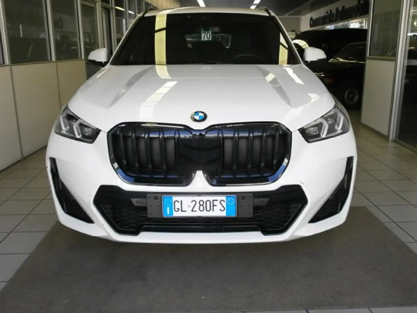 BMW X1 X1 sdrive18d MSport Edition Balance auto Bianco - 2