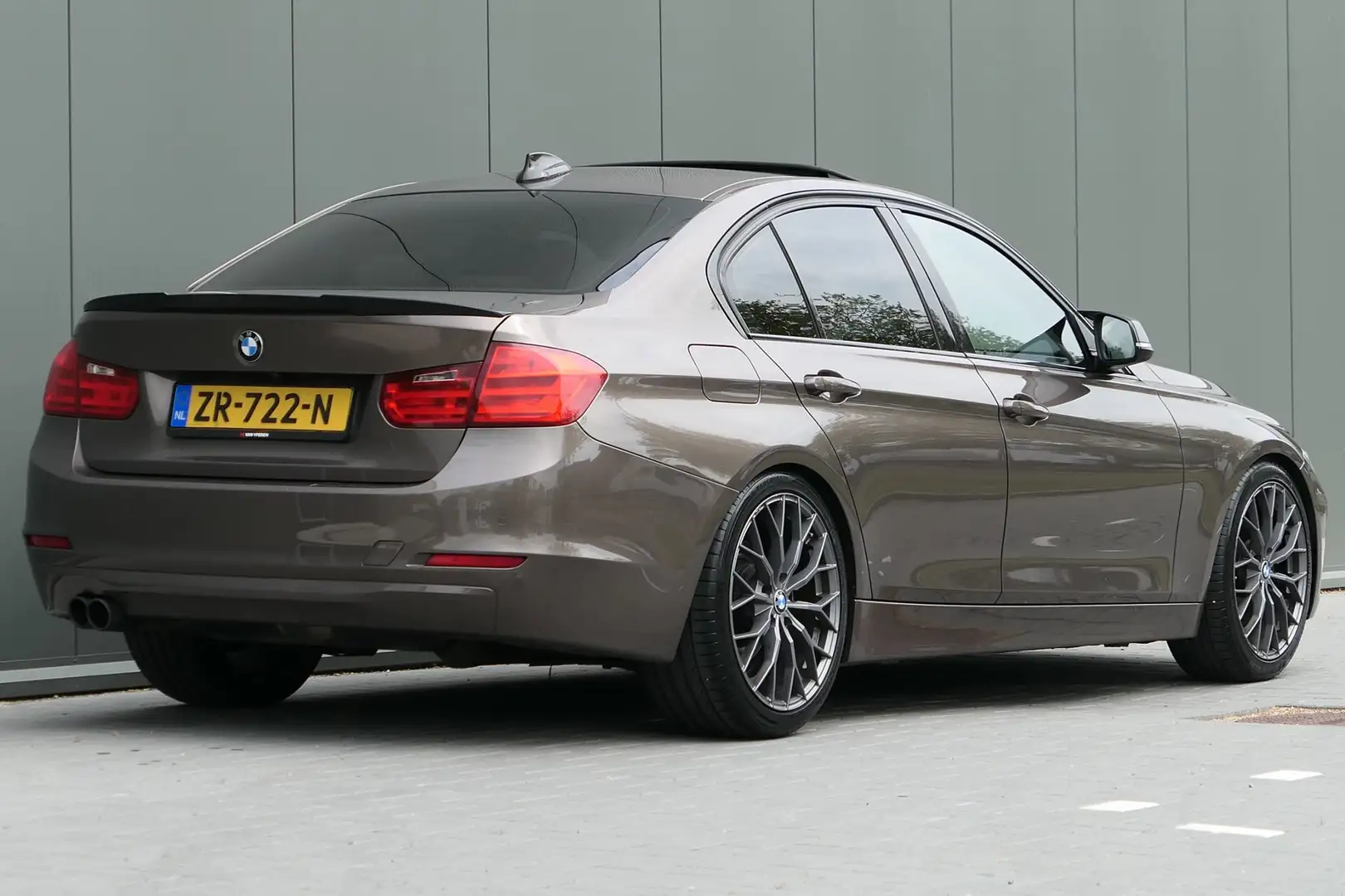 BMW 328 3-serie 328i xDrive High Executive Schuifdak Memor Braun - 2