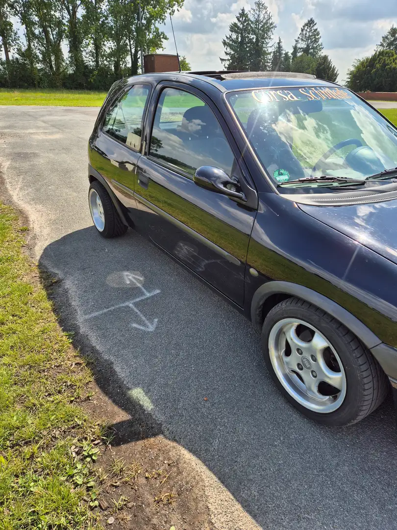 Opel Corsa Noir - 2